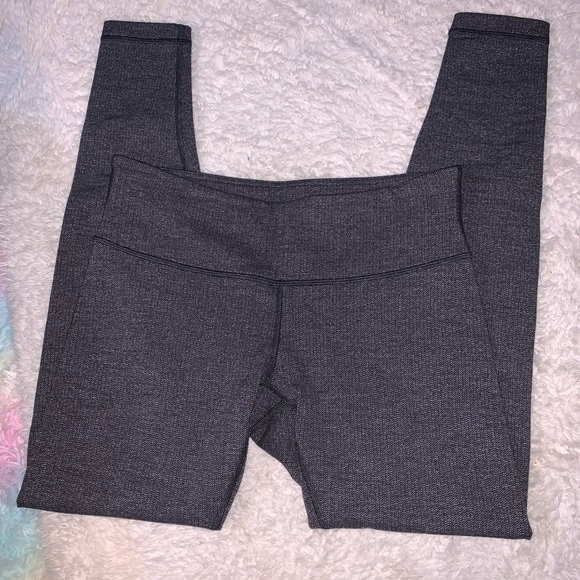 - Lululemon wonder unders. - Picture 10 of 11